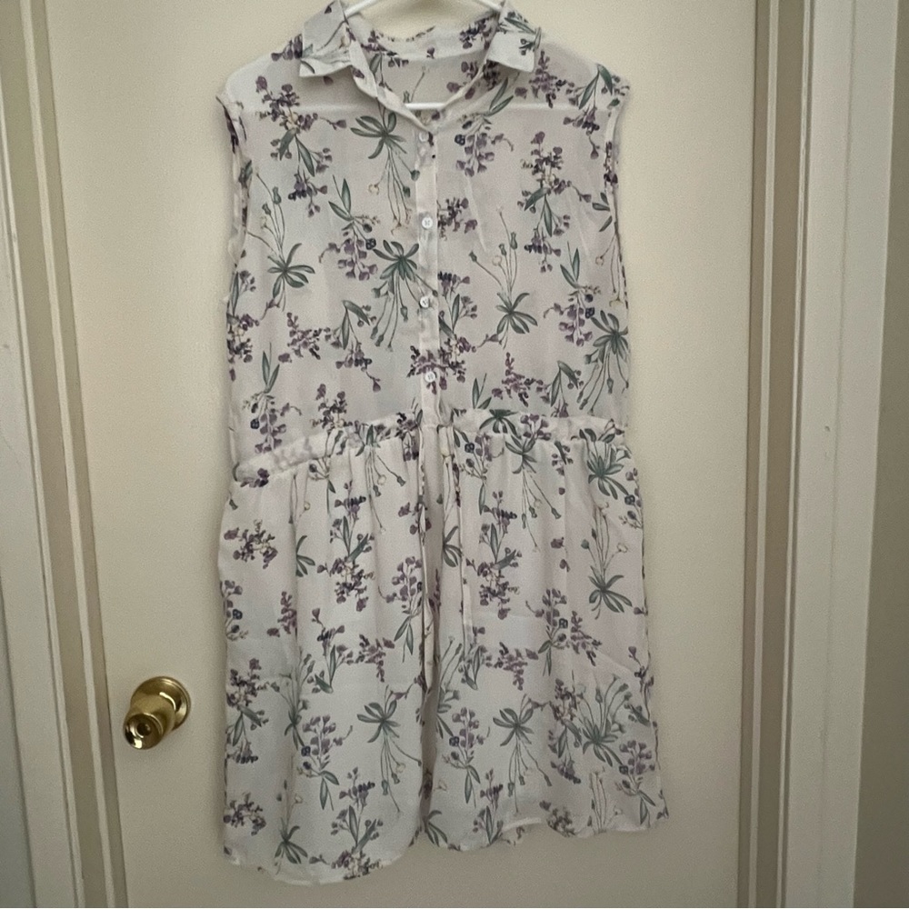 White Floral Sleeveless Dress